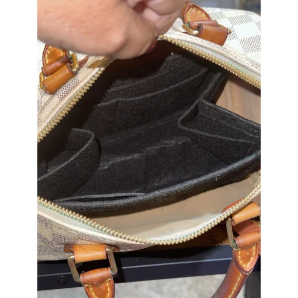 Louis Vuitton Speedy 25 Damier Azur Satchel, Lock, Dust Bag - Picture 14 of 16